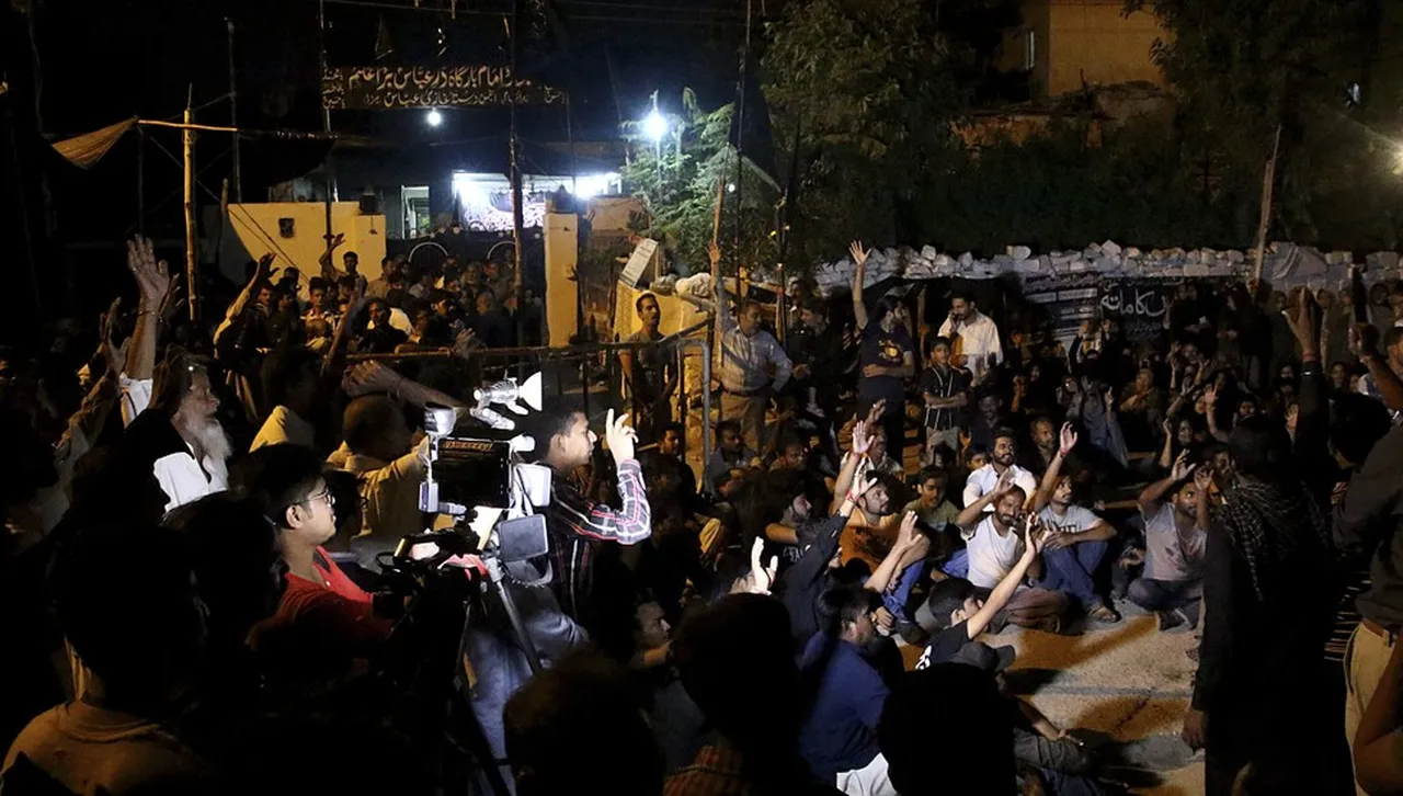 Атентатът който очевидно е дело на атентатор самоубиец е извършен