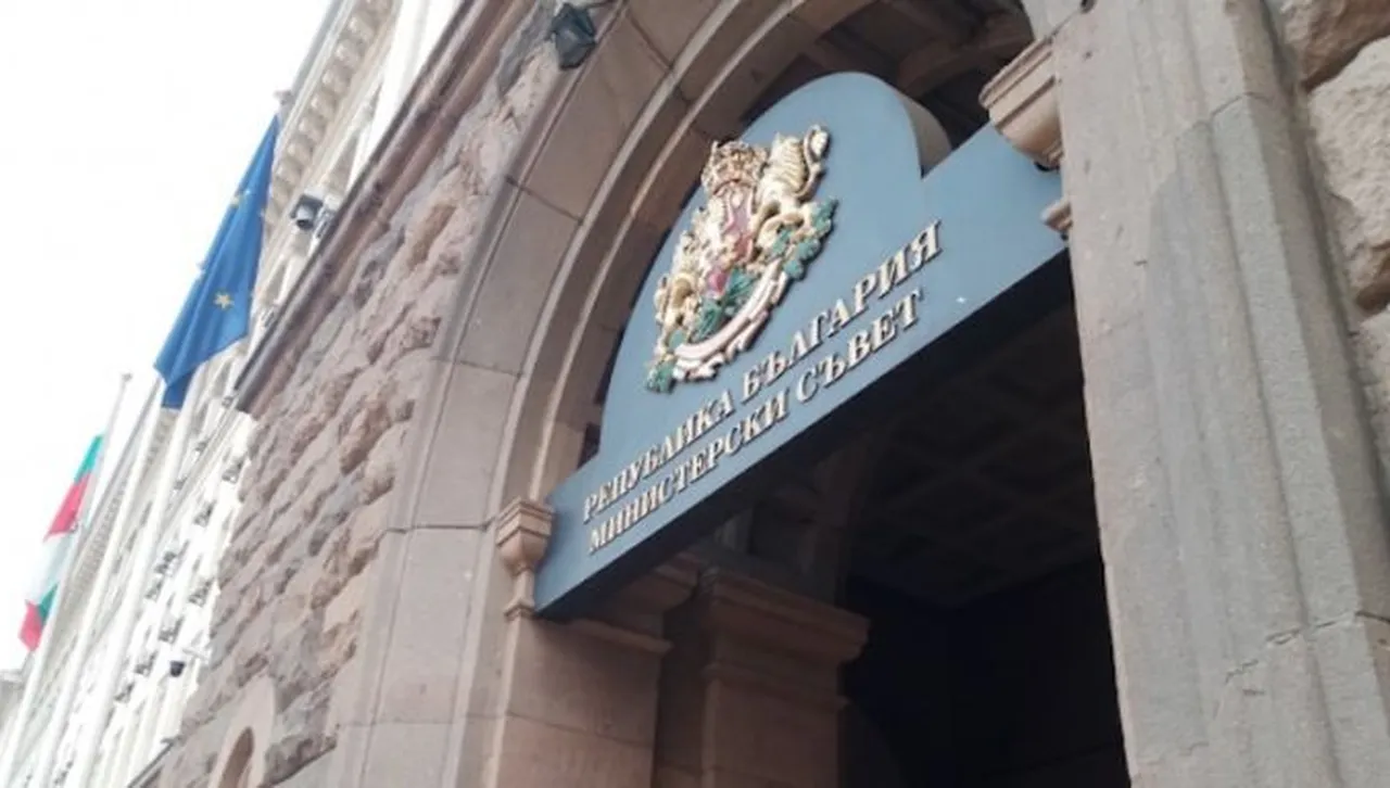 Росен Желязков свиква извънредно съвещание заради войната по пътищата