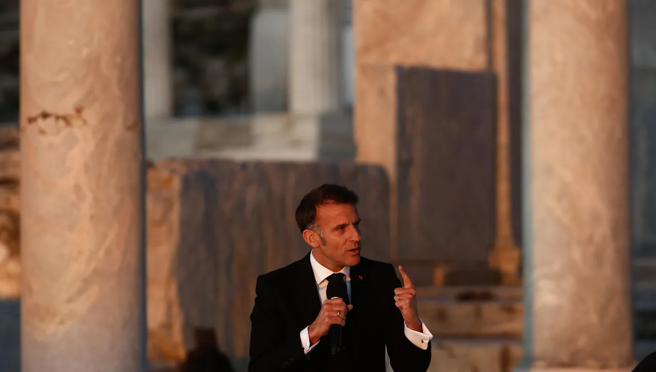 Макрон: Европа преживява уникален момент, в който лидерите на САЩ, Русия и Китай са  срещу нея