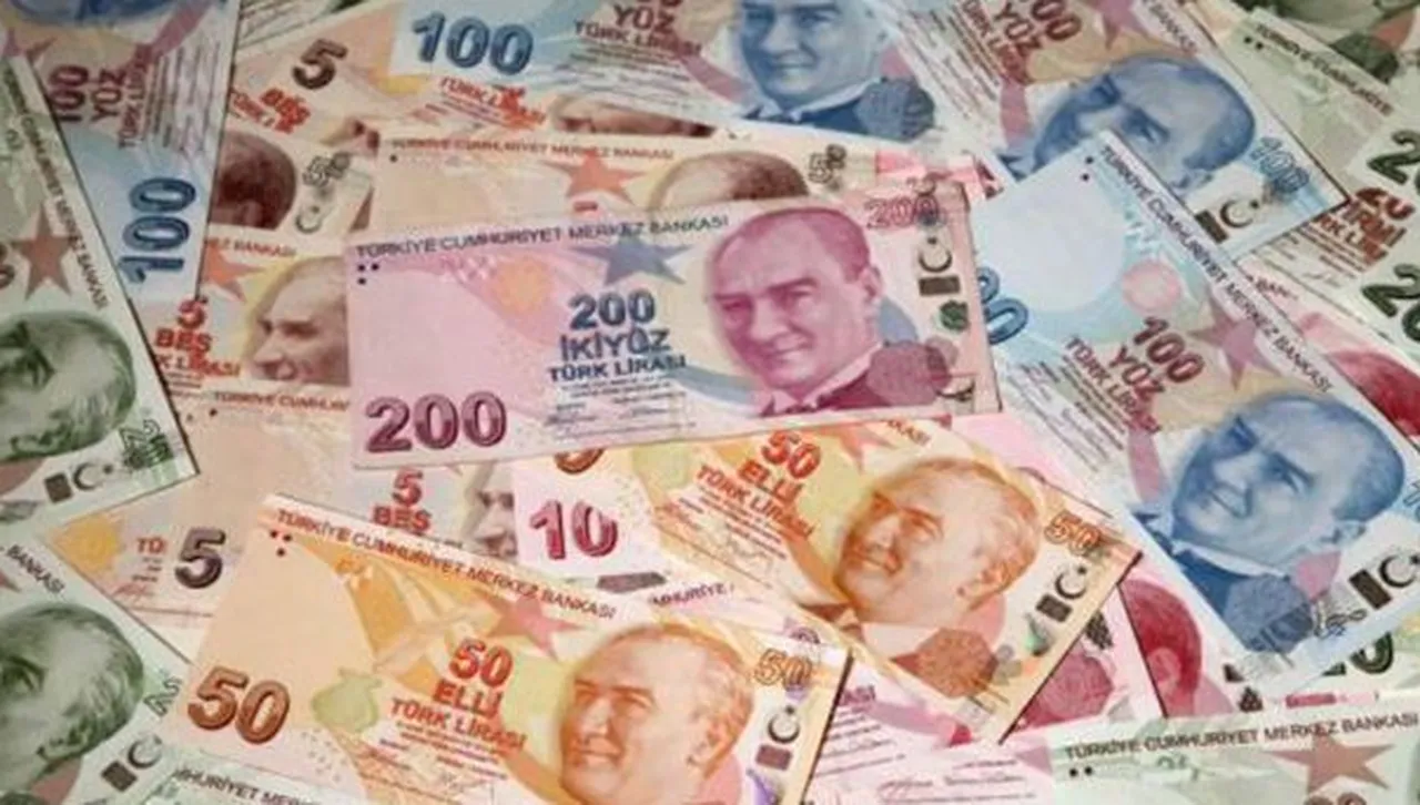 Арестуваха 60 души в Истанбул по подозрение, че са част от трансгранична мрежа за нелегални плащания