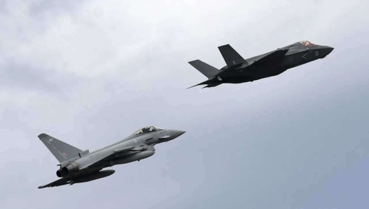 Bloomberg: Миротворческите сили в Украйна ще включват съюзническа авиация и флот 