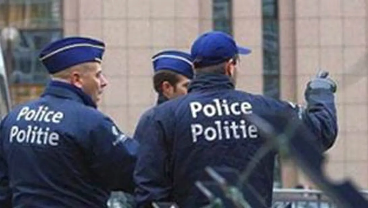 Интерпол задържа 20 души в Европа и Америка по материали за сексуално насилие над деца