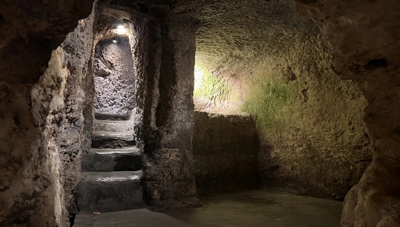 Забравено подземно общество в Испания живяло изолирано векове