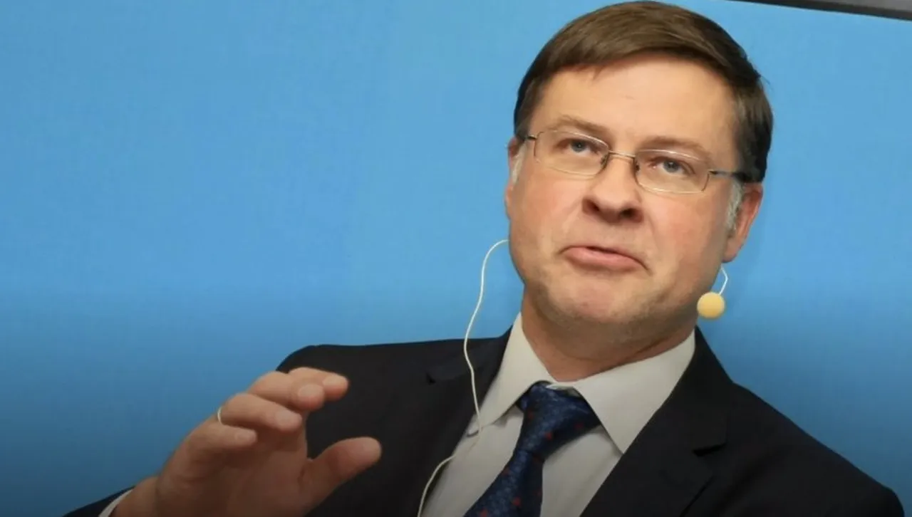 Домбровскис: Няма индикации за проблеми със сигурността на доставките на петролни продукти в ЕС