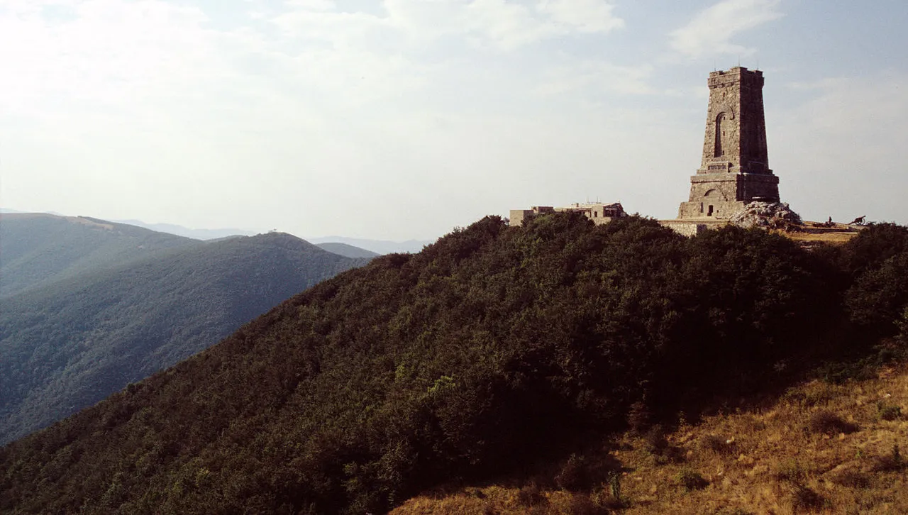 Десетки хиляди украинци воюват героично за България - при Шипка, Свищов, Плевен, села и градове  