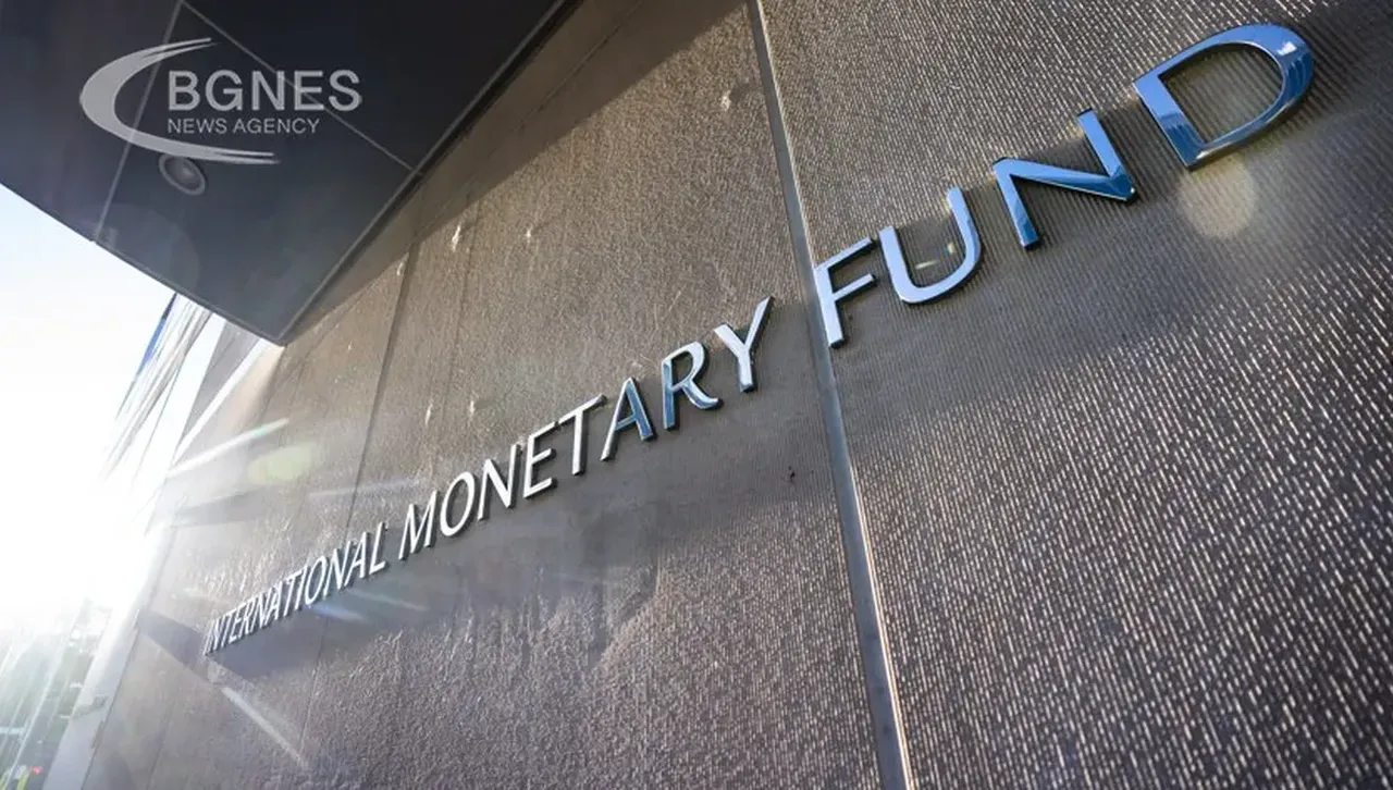 Еврото наближава: МВФ препоръча да заменим плоския данък от 10% с прогресивен 