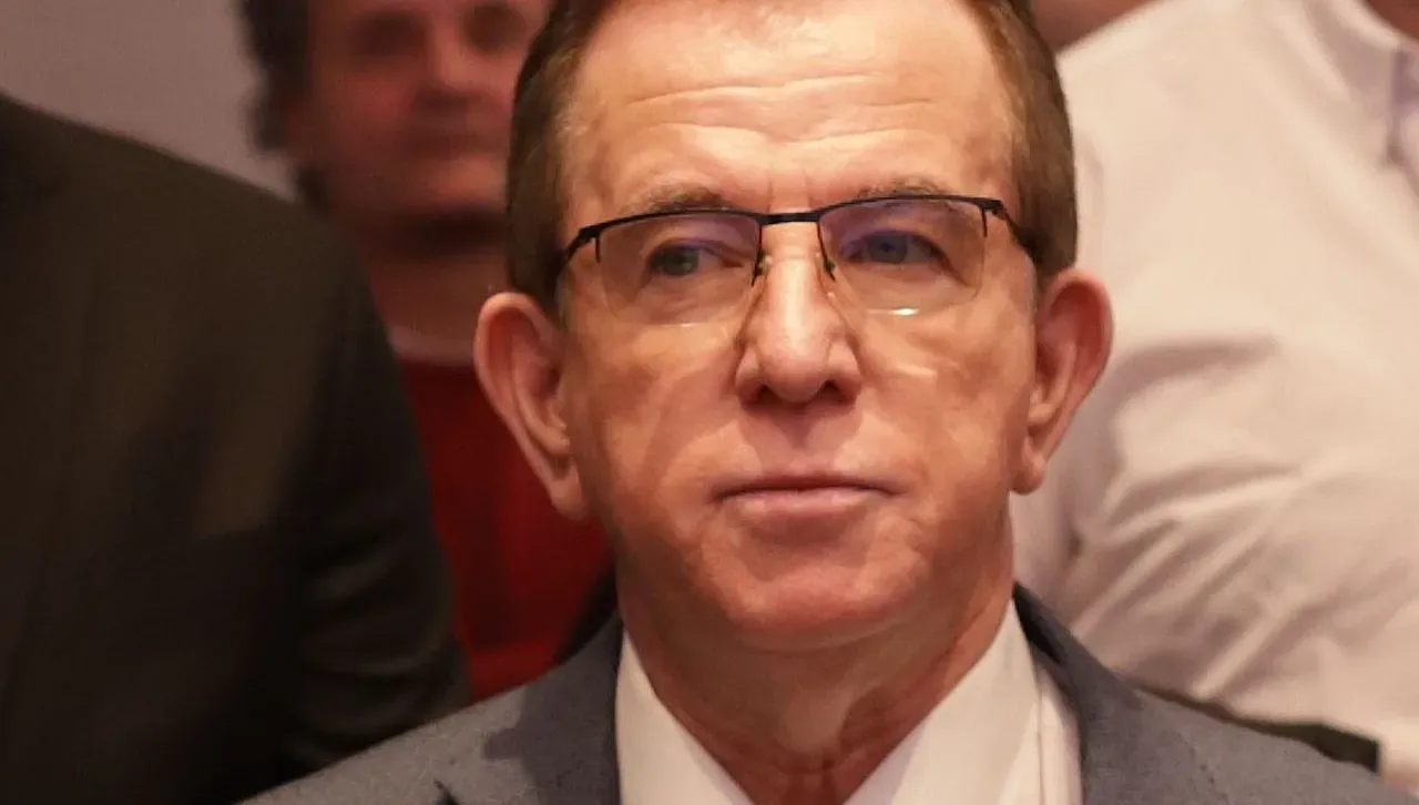 Гюнер Тахир: Не е изключен предсрочен вот, след който Борисов и Пеевски ще управляват заедно