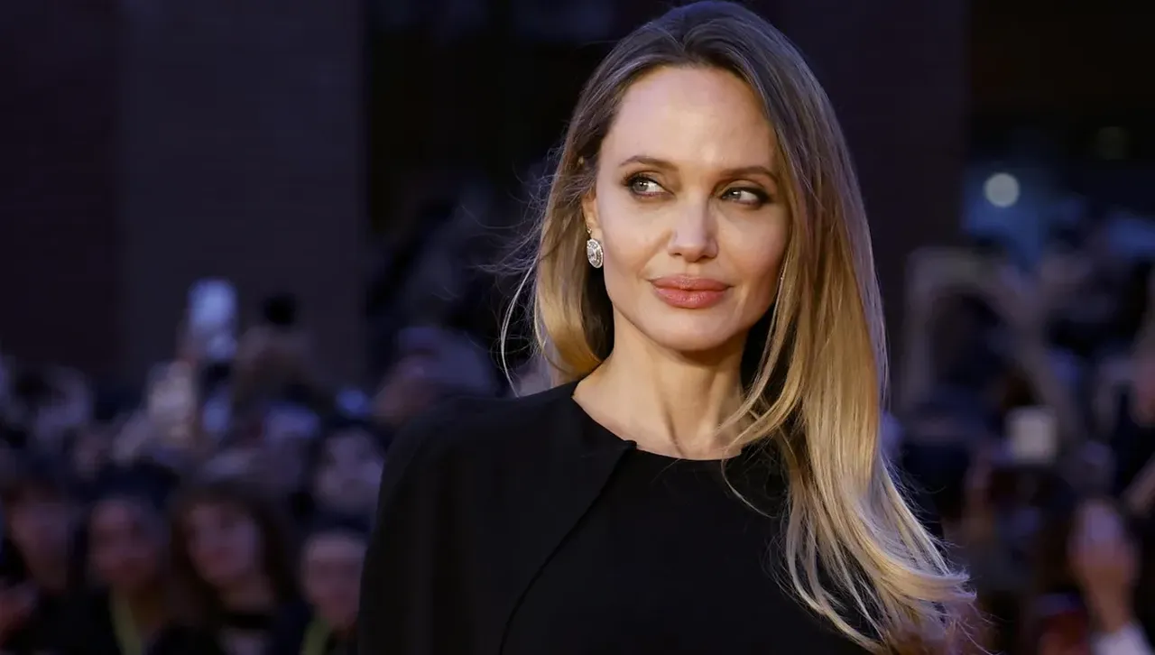 Източник сподели пред People че филмовата звезда никога не е