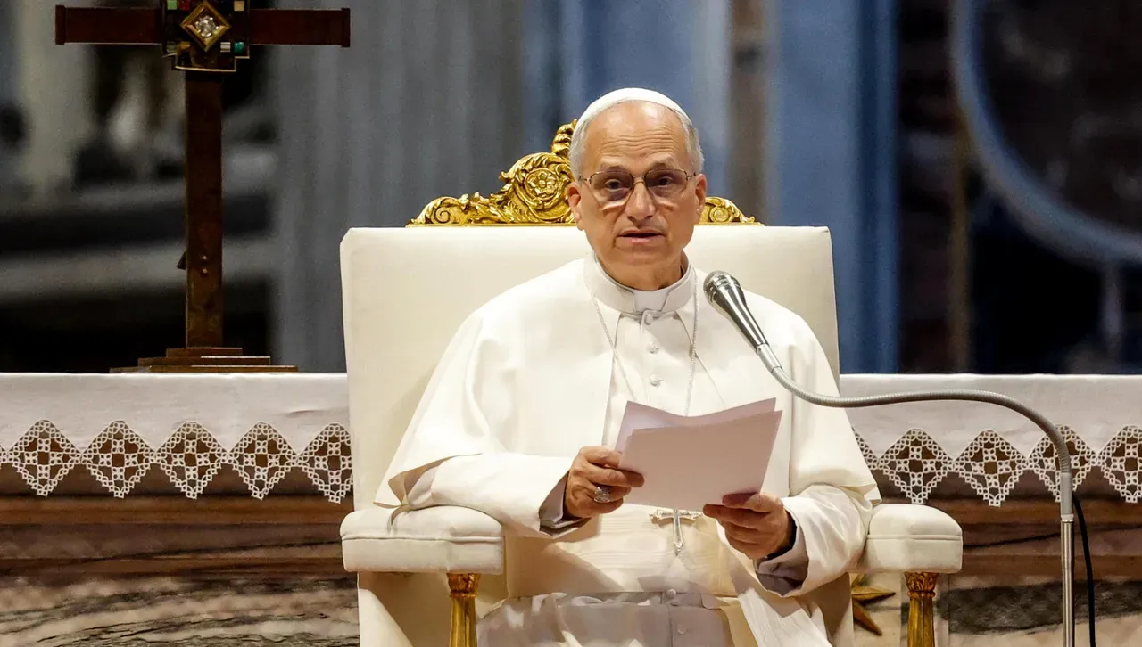 Папа Лъв XIV с призив за спиране на огъня в Украйна преди срещата на Тръмп с Путин в Аляска