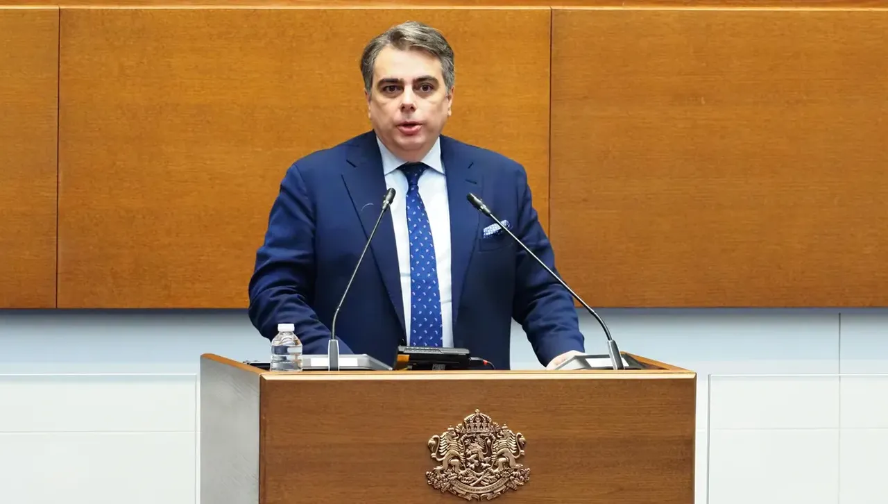 От коалицията предлагат еднократна индексация на възнагражденията в размер на