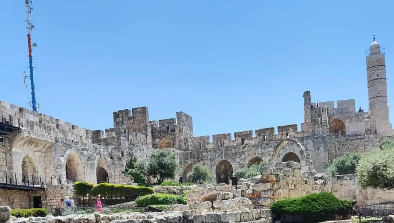 Археолози разкриха свято място, пазило 2000 години тайната на чудото със слепия