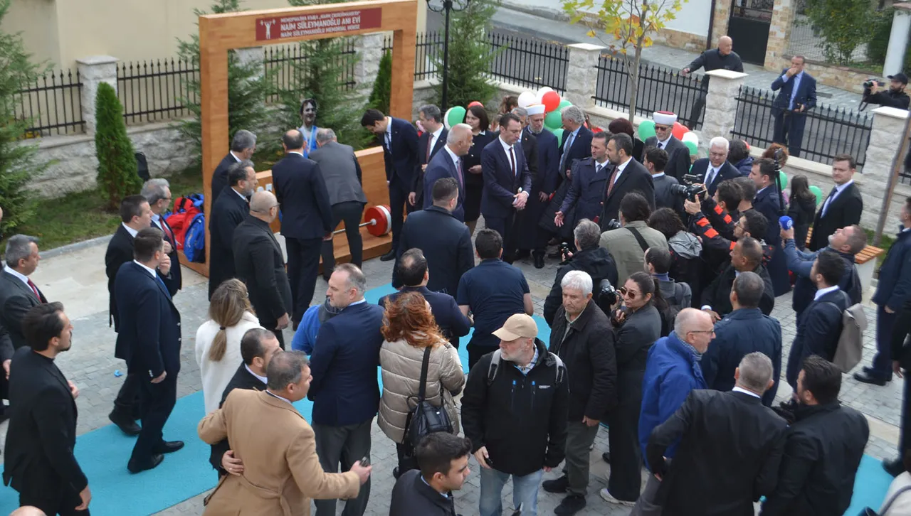 Откриха музей на Наим Сюлейманоглу - великия спортист, който въстана срещу комунистическия режим