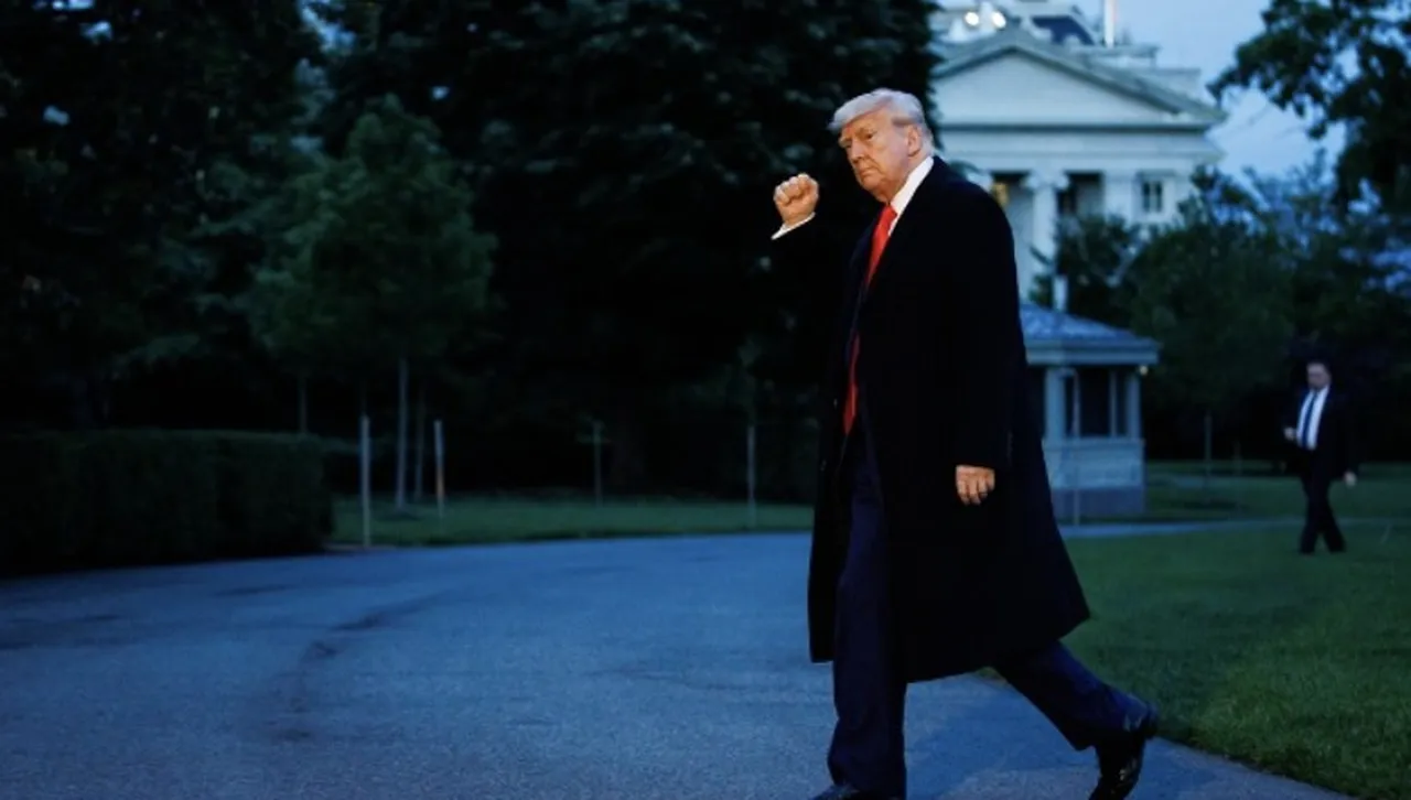 Трусове в Токио: Как митата на Тръмп отприщиха японския популизъм