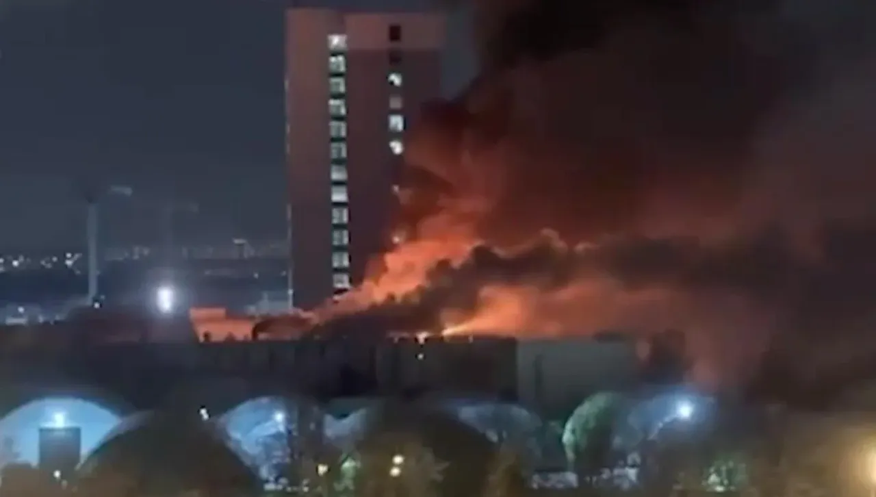 В Москва бушува мащабен пожар! Гори институт, който е свързан с руската отбранителна индустрия