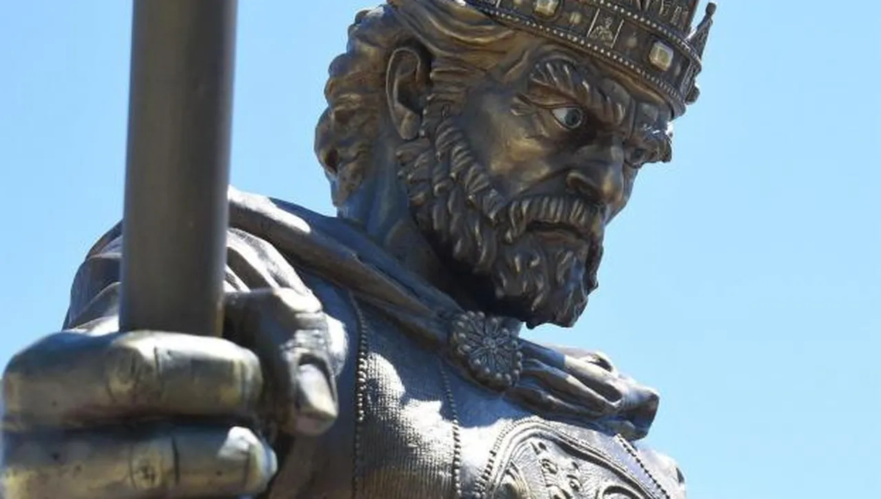 До там се докарахме - ще ругаем македонците, те ще ругаят нас и ще се излагаме пред Европа и по света