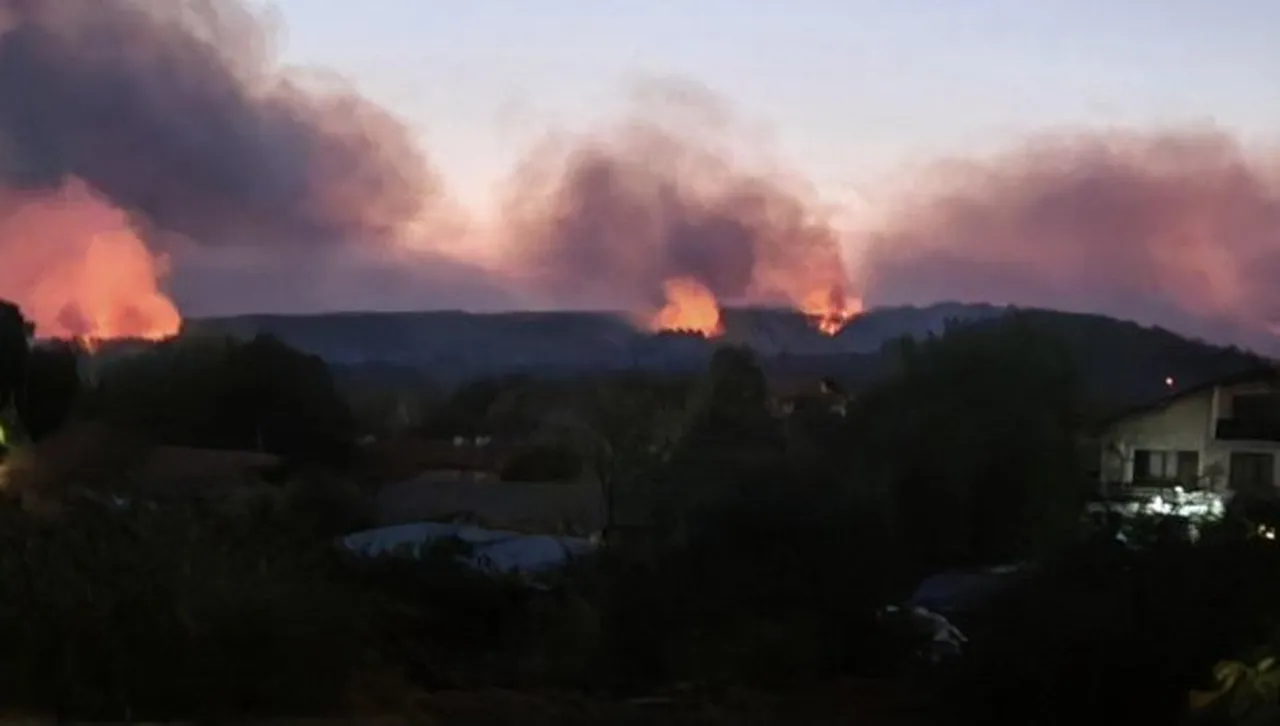 Бедственото положение в Сунгурларе остава в сила, големият пожар бушува