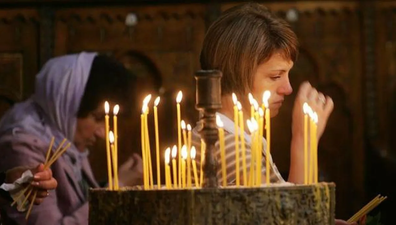 Днес църквата почита св. Терапонт и светия мъченик Терапонтий Софийски