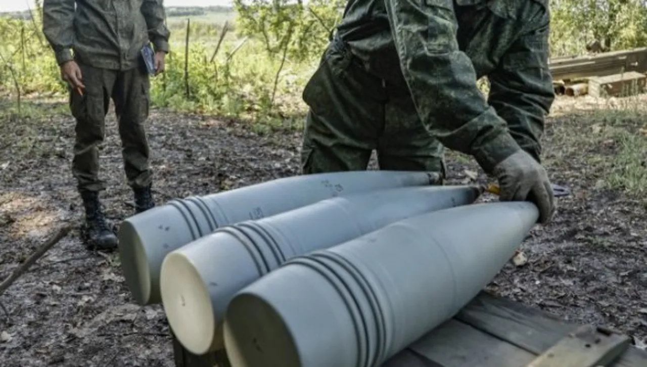 Северна Корея  доставя на Русия милиони артилерийски снаряди 