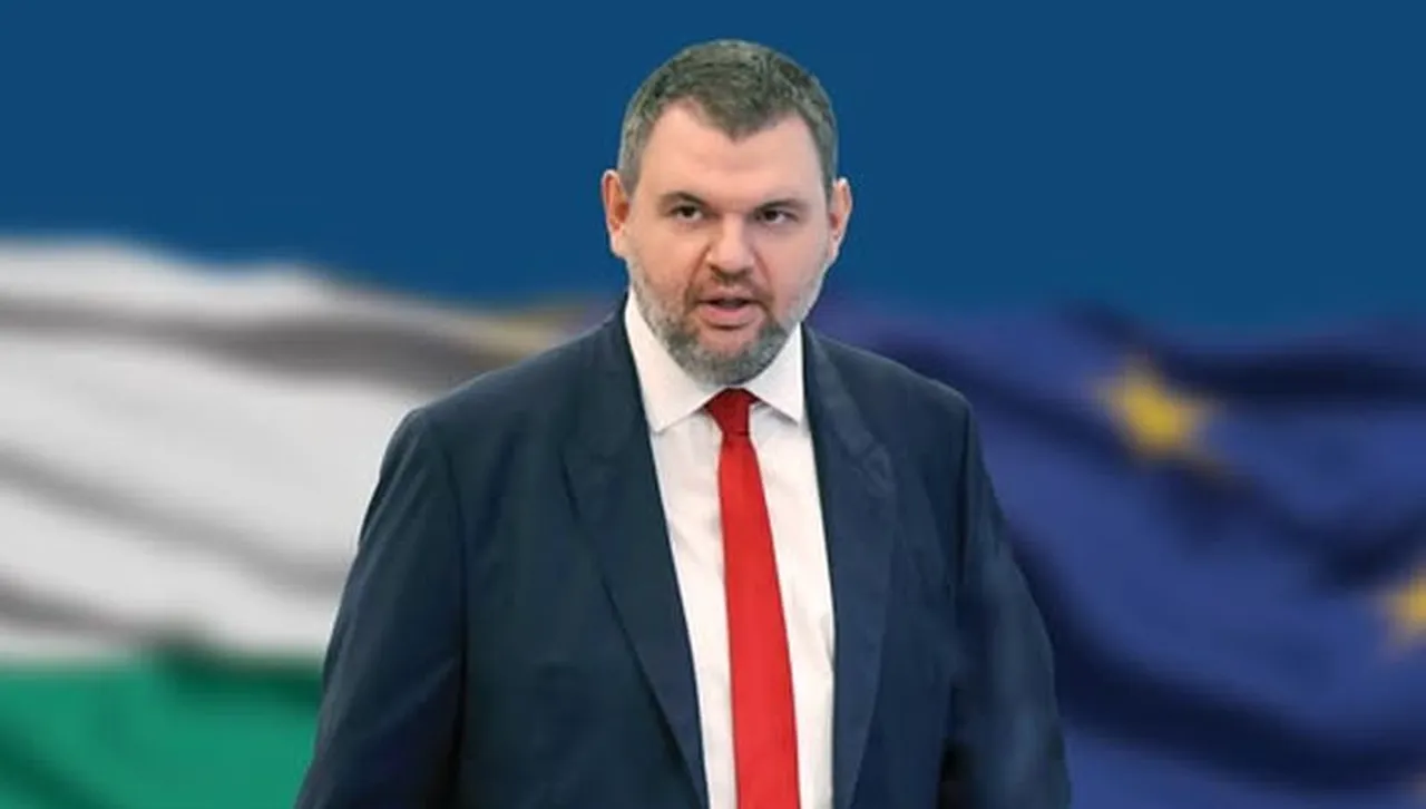 Пеевски иска Великденски добавки за най-бедните пенсионери