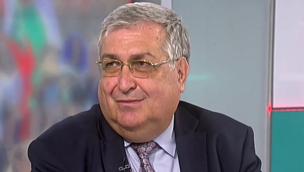  Георги Близнашки: Зад Радев има болни мозъци, които искат да въведат авторитарен режим 