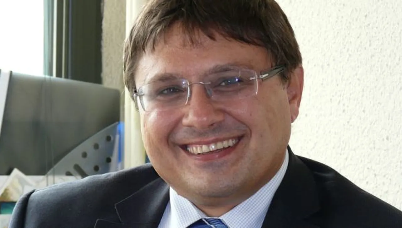 Събота, 24 май 2025