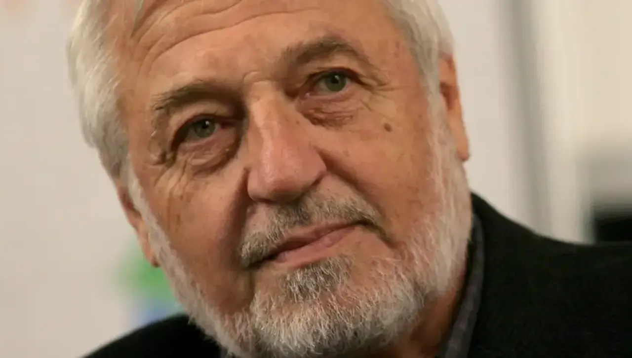 Путин вкара идиотизираната си нация в режим на “Ставай, ставай, страна огромная…” 