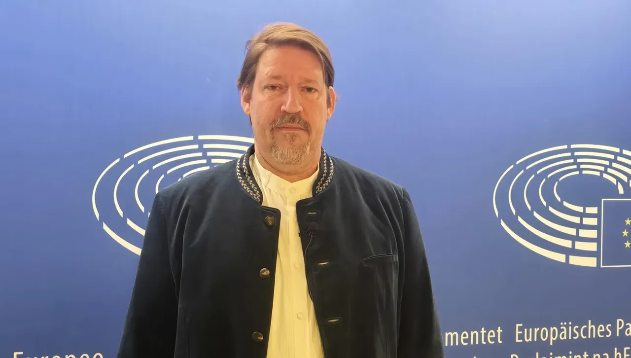 Промяна в условията на ЕС за РС Македония? Вайц постави под въпрос текст от Договора за добросъседство