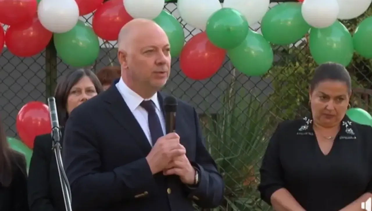 Премиерът Желязков: Най-важно е децата да се учат на знание, на почтеност, на морал