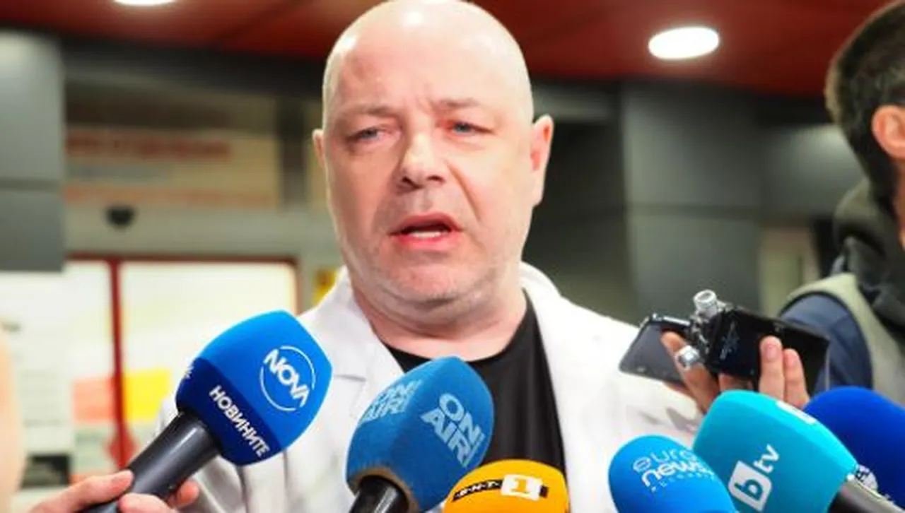 Проф. Николай Габровски е отличен с приза „Лекар на годината 2025“ 