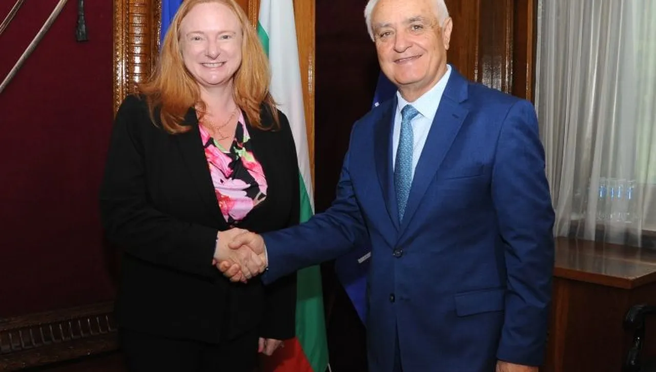 Запрянов и Алисън Дънкан обсъдиха перспективите в рамките на диалога Европейски съюз-Австралия