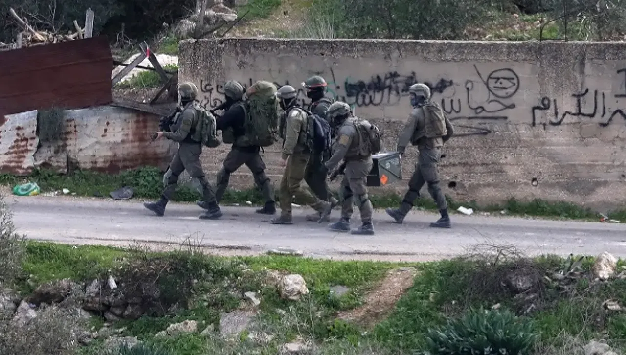 Еял Замир: Израелски командоси действаха тайно в Иран по време на  войната