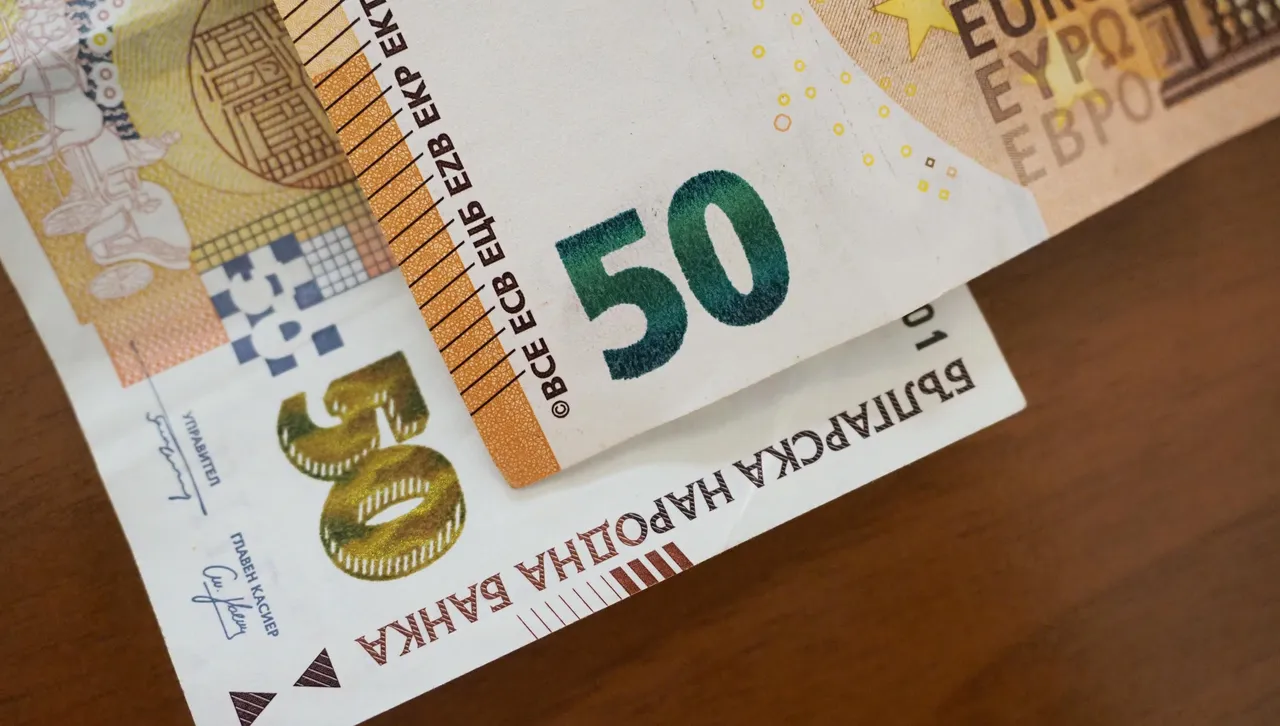 Малките спестявания ще се изплащат наведнъж при достатъчно големи натрупвания