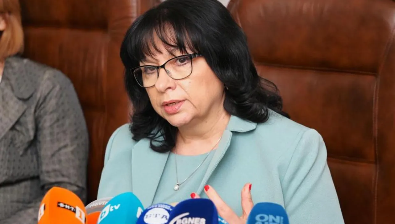 Теменужка Петкова пред работодатели и синдикати: Вярвам, че можем да съставим балансиран бюджет