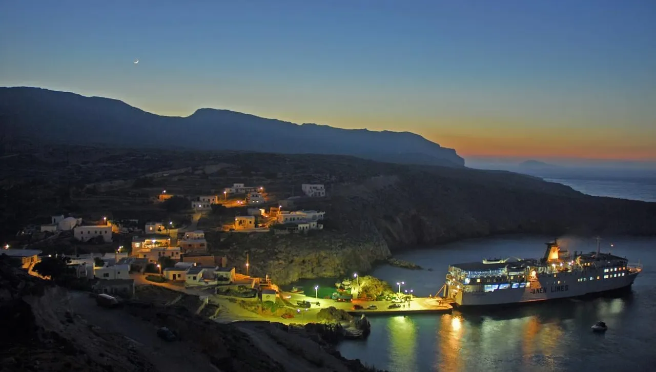 Дават 18 000 евро за преместване на прекрасен гръцки остров, какви са условията? 