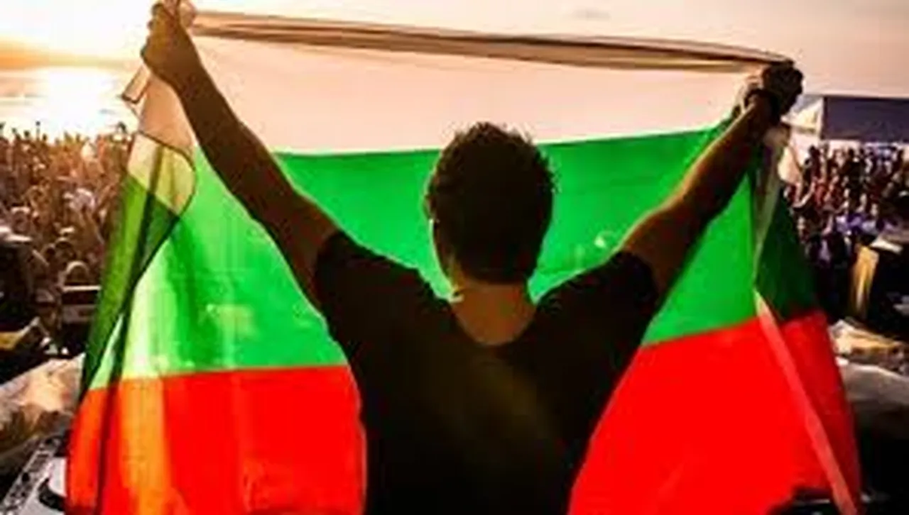  10 основни причини  за стратегическите грешки на демократичната общност  (1989 г. -2025 г.)