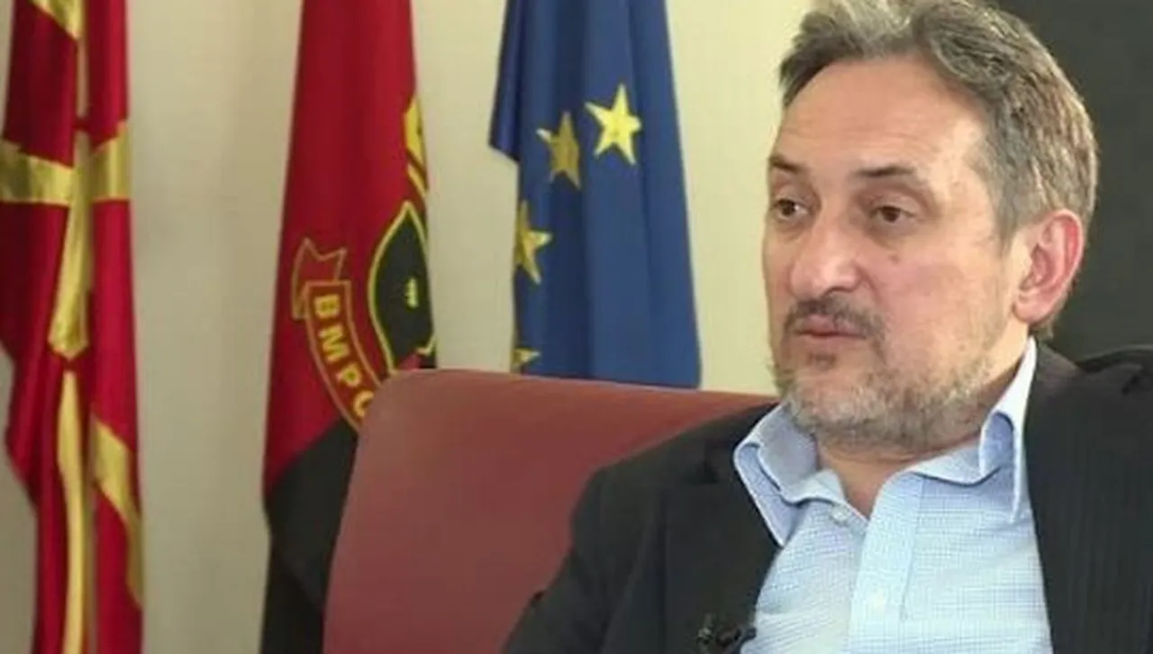 Любчо Георгиевски изригна: Спрете унижението на македонския народ пред Белград!