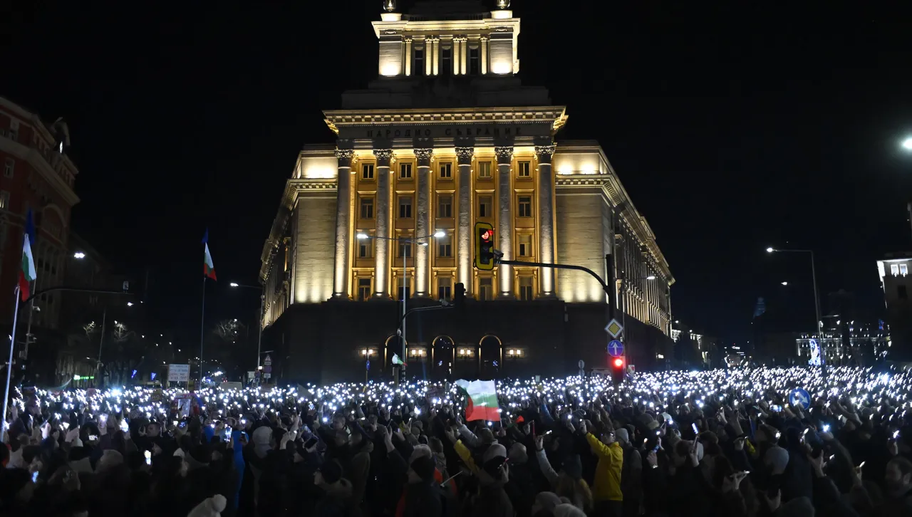 Ивайло Мирчев: Борисов прави това, което му заповяда Пеевски и нищо друго няма значение