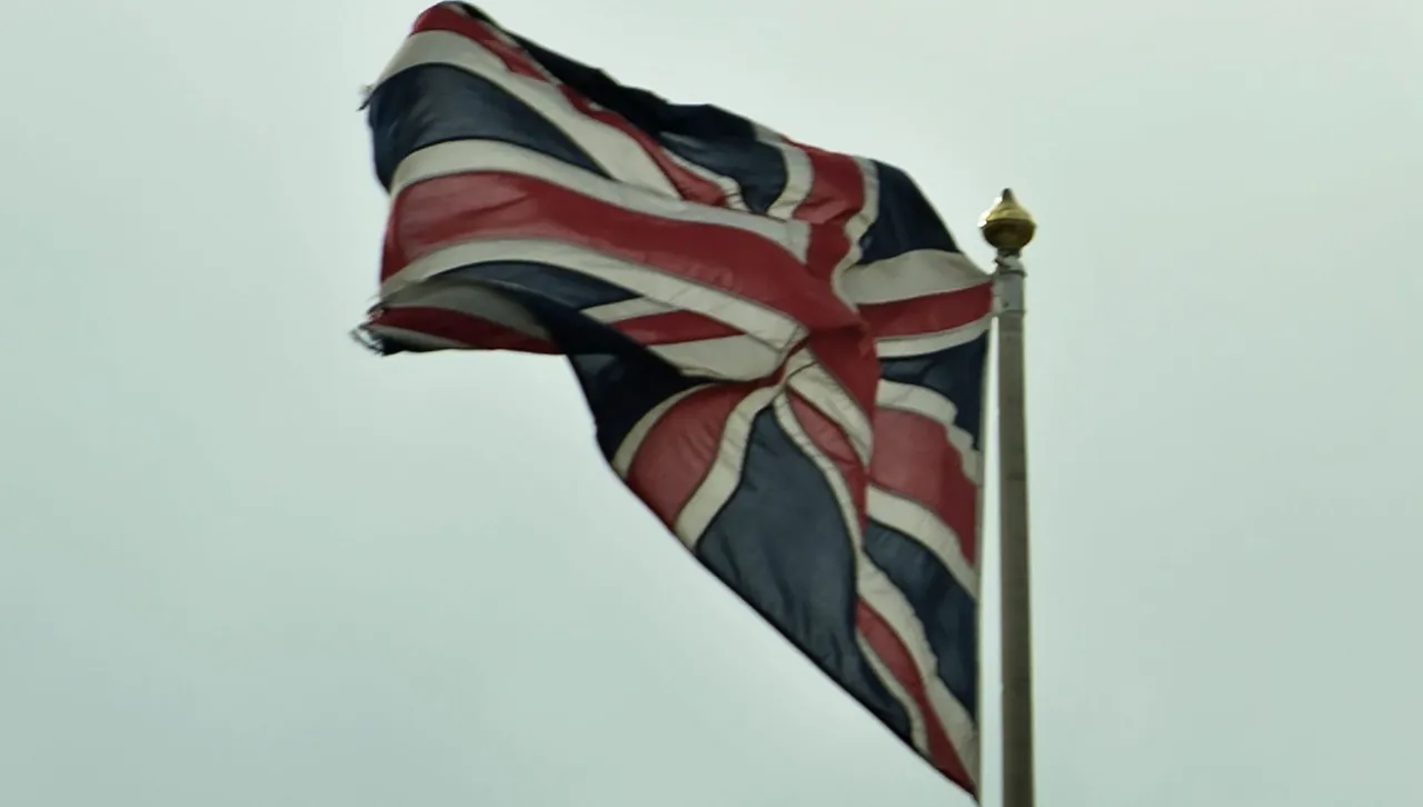 Великобритания изключи от санкциите двете български дружества на "Лукойл"