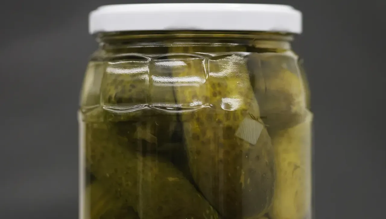 Краставички с парацетамол и риба с живак: Контролът на ЕС ни спаси от опасни храни