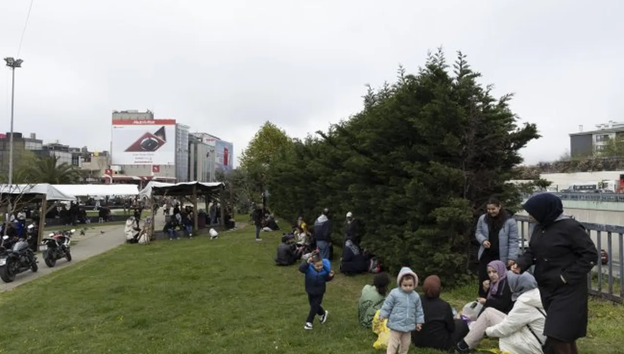 Трус с магнитуд 5 разтресе Истанбул, усетиха го и в Бургас