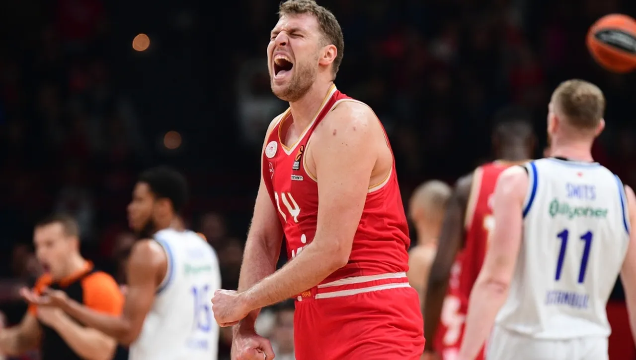 Родният баскетболист Везенков влезе в отбора на идеалната стартова петица в Евролигата