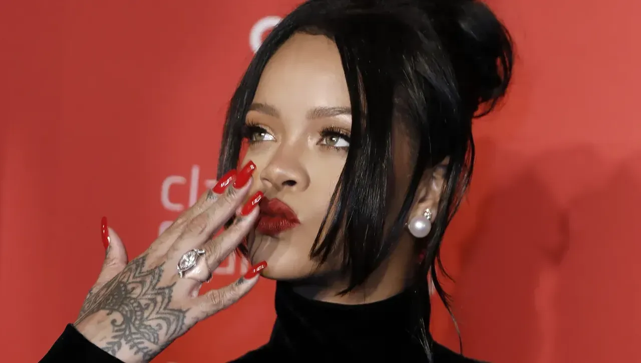 10 изстрела! Обстрелваха дома на певицата Риана в САЩ на 8 март