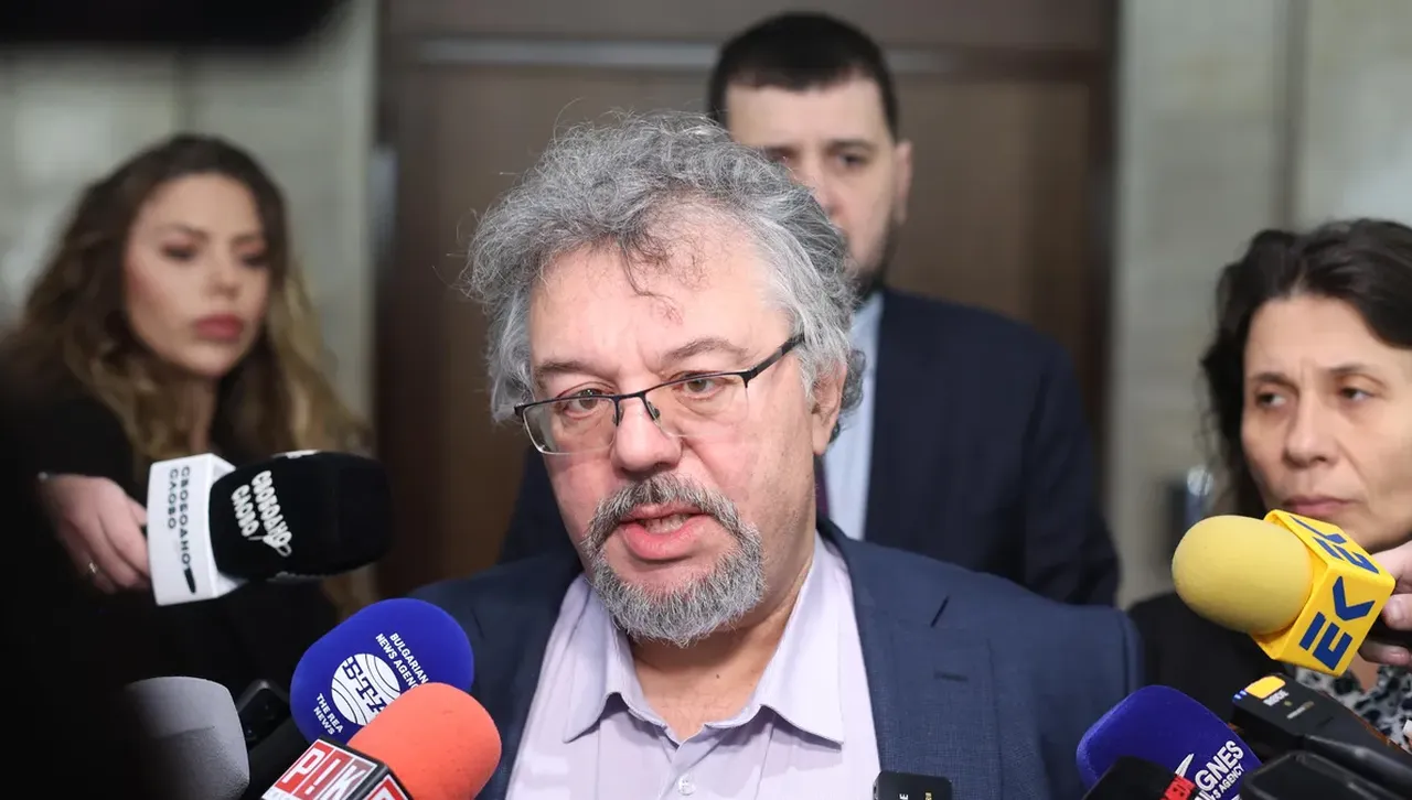 Манол Пейков: Това че президентът се държи проруски, си е негов проблем