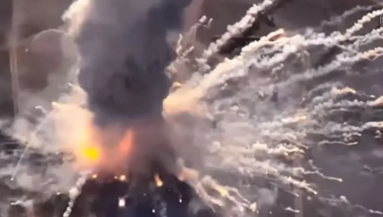 Украинските сили поразиха в Русия ракетен кораб, рафинерия, радарна система, също и команден пункт в Донбас