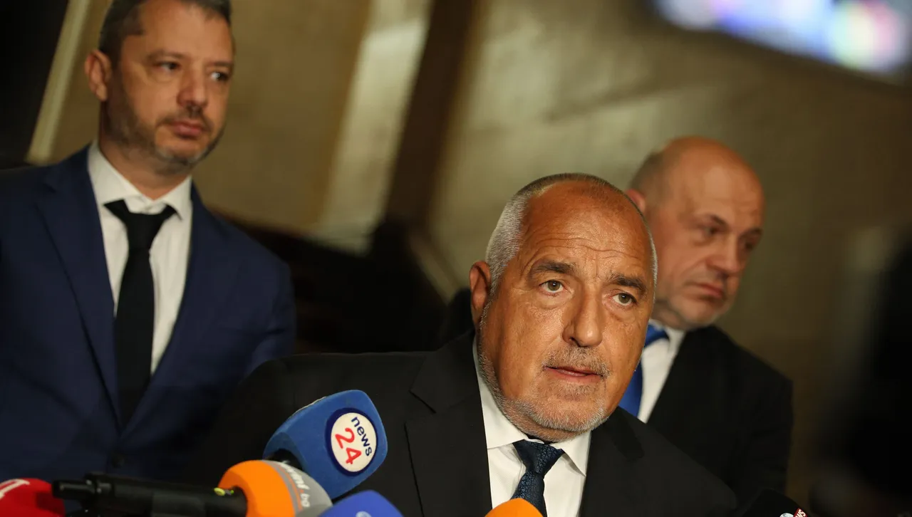 Борисов, Дончев и Добрев водят листите на ГЕРБ-СДС в София