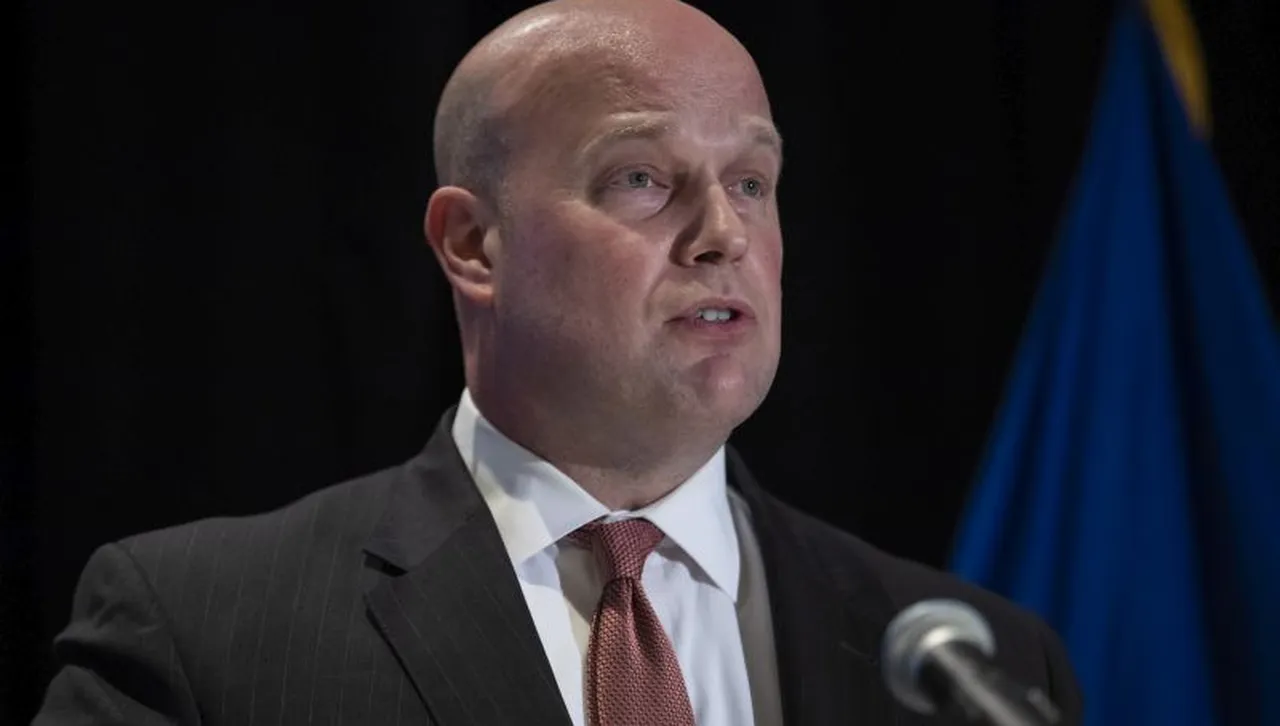  Посланикът на САЩ в НАТО: Украйна може да получи „ужасни и мощни“ оръжия