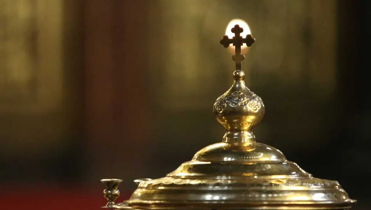 На 8 ноември църквата почита св. Архангел Михаил