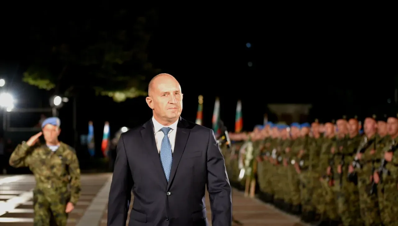 В Пловдив освиркаха президента, душманин на Захарий Стоянов, той громи дерибеите 