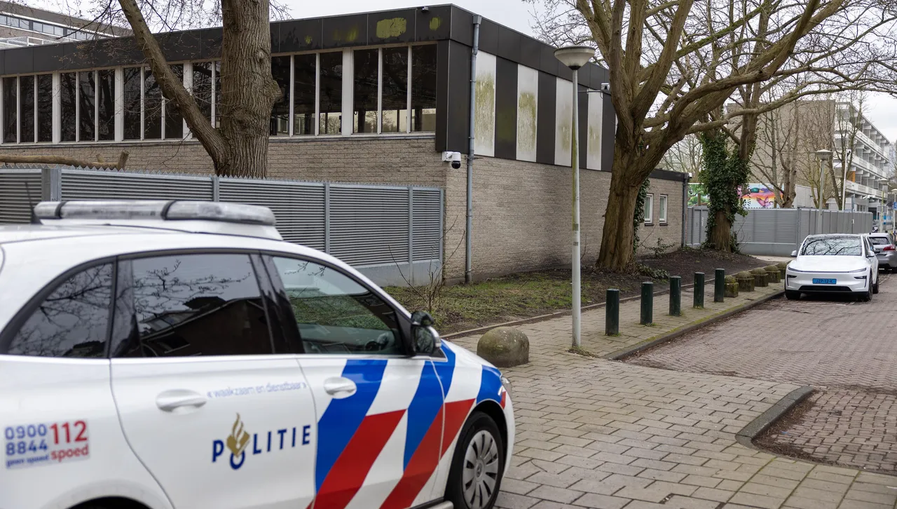 Терористичен акт срещу еврейско училище в Амстердам - има разрушения 