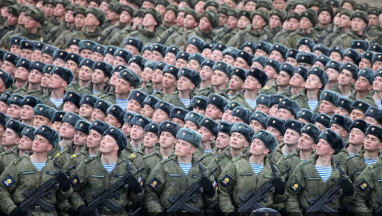 ​​WSJ: Русия струпва 50 000 войници в Сумска област, Украйна е в опасност